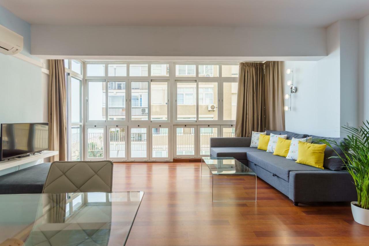 Apartment Mp4-beachfront Enjoy Breakfast Facing The Ocean
